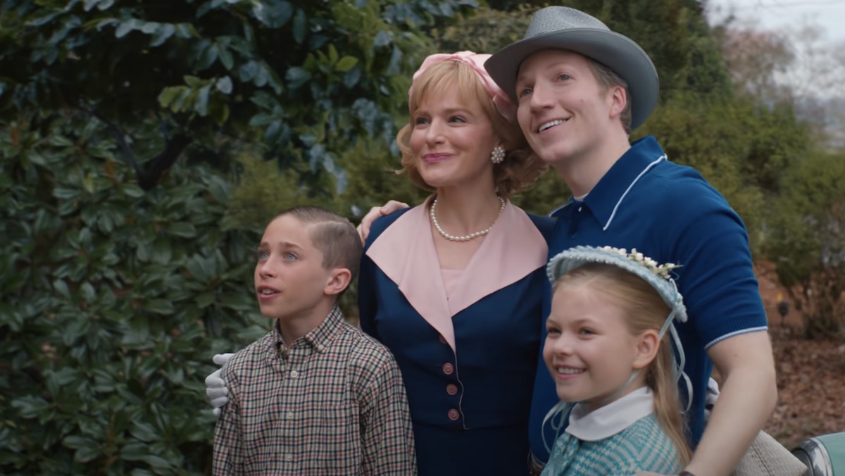 The Creel Family smiles outside their new home in Hawkins on Stranger Things 4