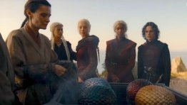 HOUSE OF THE DRAGON Reveals How Daenerys Got Her Dragon Eggs on GAME OF THRONES