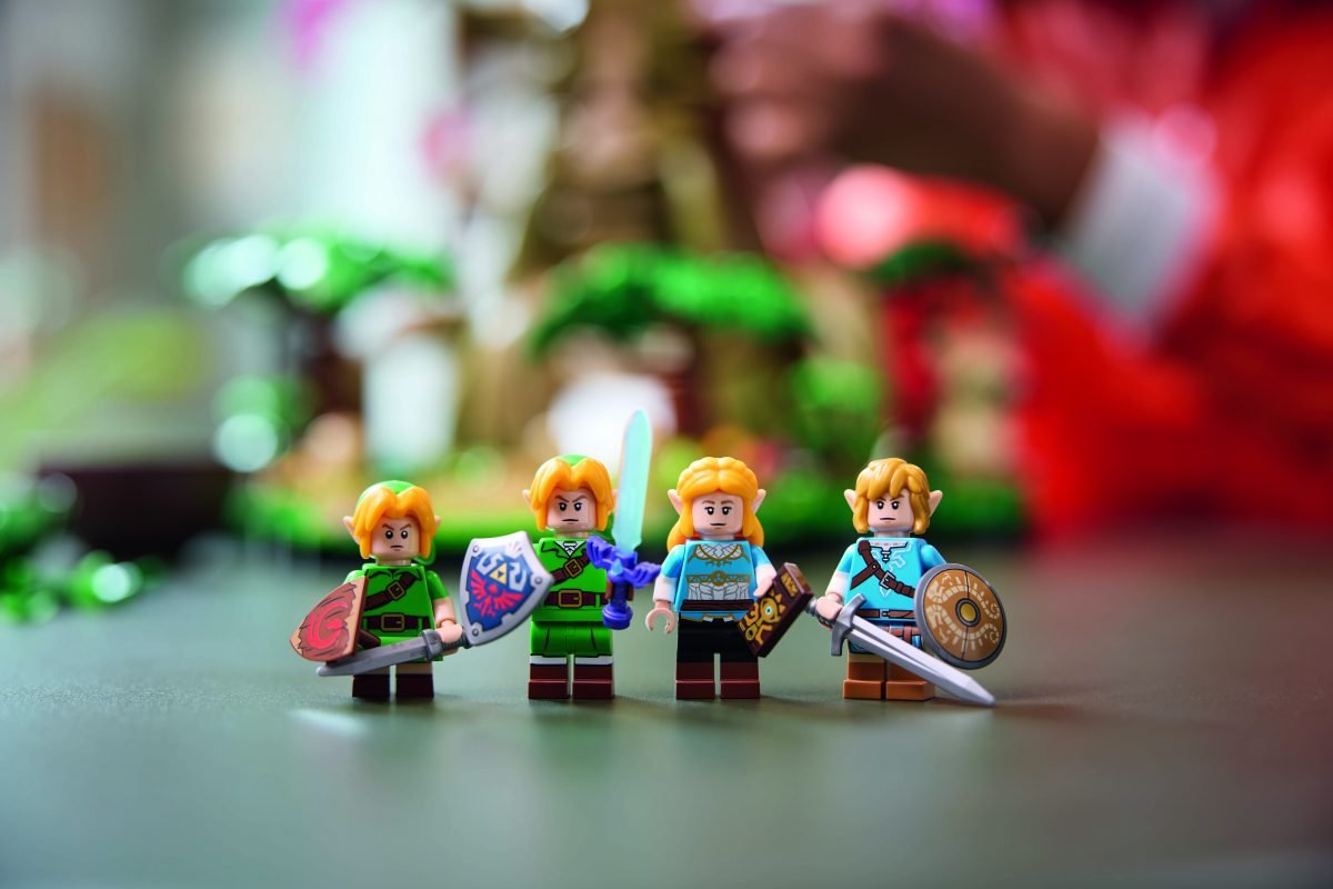 LEGO The Legend of Zelda The Great Deku Tree Minifigures