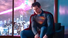 James Gunn Shares First-Look at David Corenswet’s SUPERMAN Suit